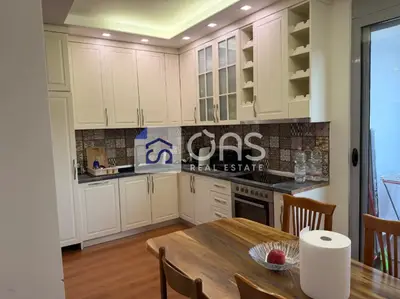 Apartament 2+1 me qera në Liqeni i Thatë, Tiranë, 94 m². Foto 2 nga 4