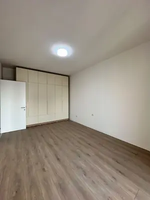 Apartament 2+1 me qera në Bashkia, Kamëz, 113 m². Foto 3 nga 9