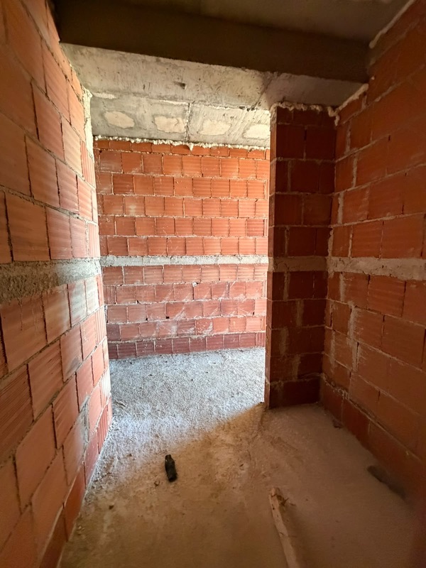Apartment 3+1 for sale in Kodra e Diellit, Tirana, 169 m². Photo 7 of 8