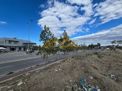 Land for sale in Spitallë, Durrës, 11,000 m². Photo 2 of 6