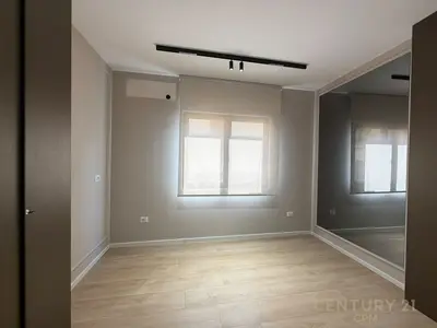 Apartament me qera në Blloku, Tiranë, 130 m². Foto 5 nga 8