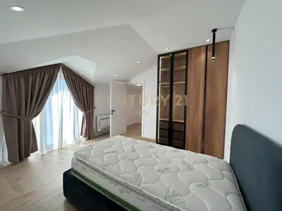 Villa in affitto a Sauk i Vjetër, Tirana, 240 m². Foto 4 di 12