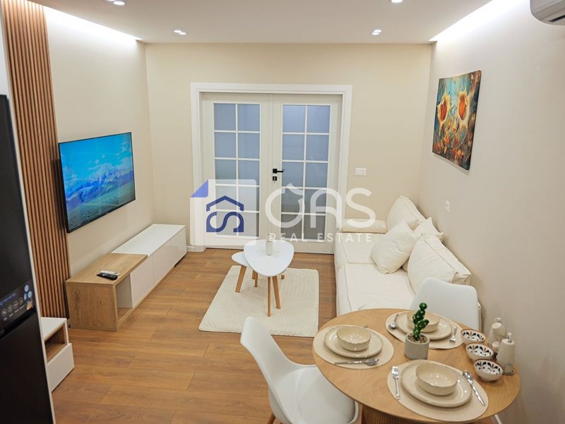 Appartamento 1+1 in affitto a Rruga e Elbasanit, Tirana, 50 m²