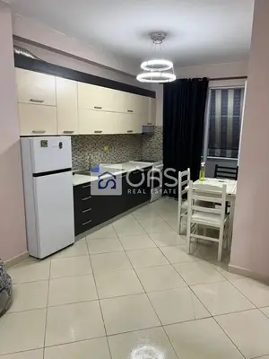 Apartament 1+1 me qera në Rruga Teodor Keko, Tiranë, 70 m². Foto 2 nga 8