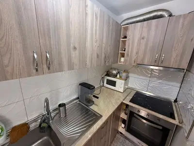 Apartament 2+1 në shitje në Sheshi Shtraus, Tiranë, 70 m². Foto 4 nga 7
