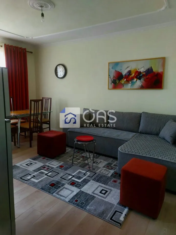 Apartament 1+1 me qera në Ali Demi, Tiranë, 62 m². Foto 1 nga 6