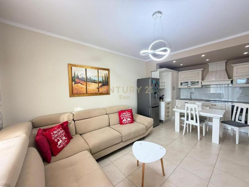 Appartamento 2+1 in affitto a Ujësjellës Kanalizime Durrës, Durazzo, 100 m²