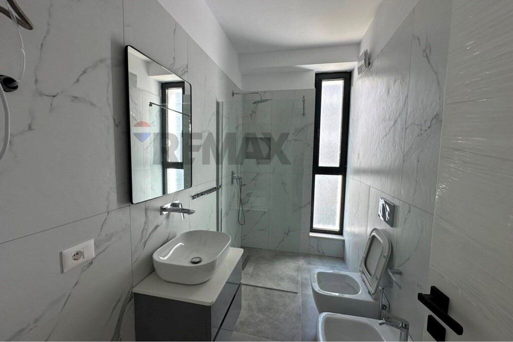 Appartamento in affitto a Jordan Misja, Tirana, 55 m². Foto 3 di 3