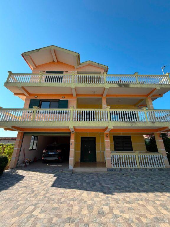 Vilë në shitje në Xhafzotaj, Durrës, 600 m²