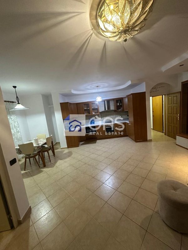 Appartamento 2+1 in affitto a Liqeni Artificial, Tirana, 128 m²