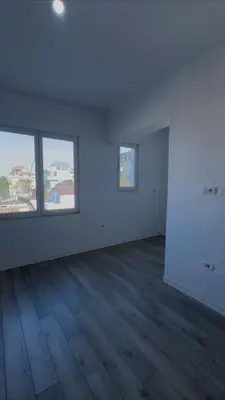 Appartamento 2+1 in vendita a Rruga Isuf Molla, Durazzo, 70 m². Foto 1 di 5