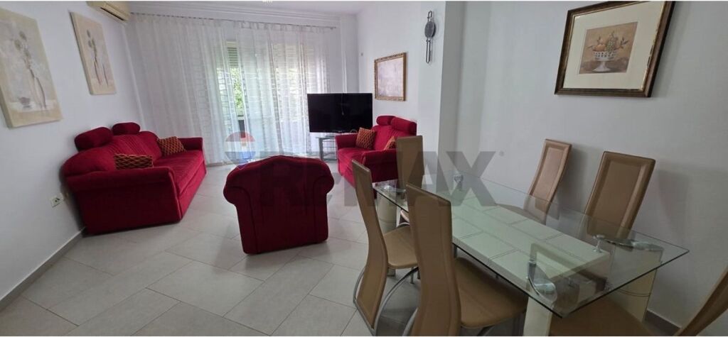 Apartment for rent in Kopshti Botanik, Tirana, 112 m². Photo 2 of 3