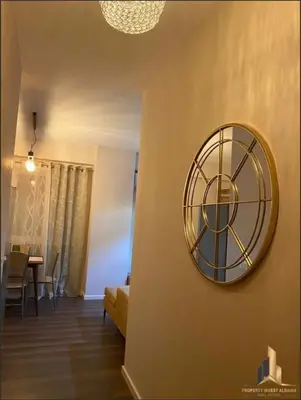 Apartament 1+1 me qera në Kompleksi Delijorgji, Tiranë, 60 m². Foto 2 nga 3