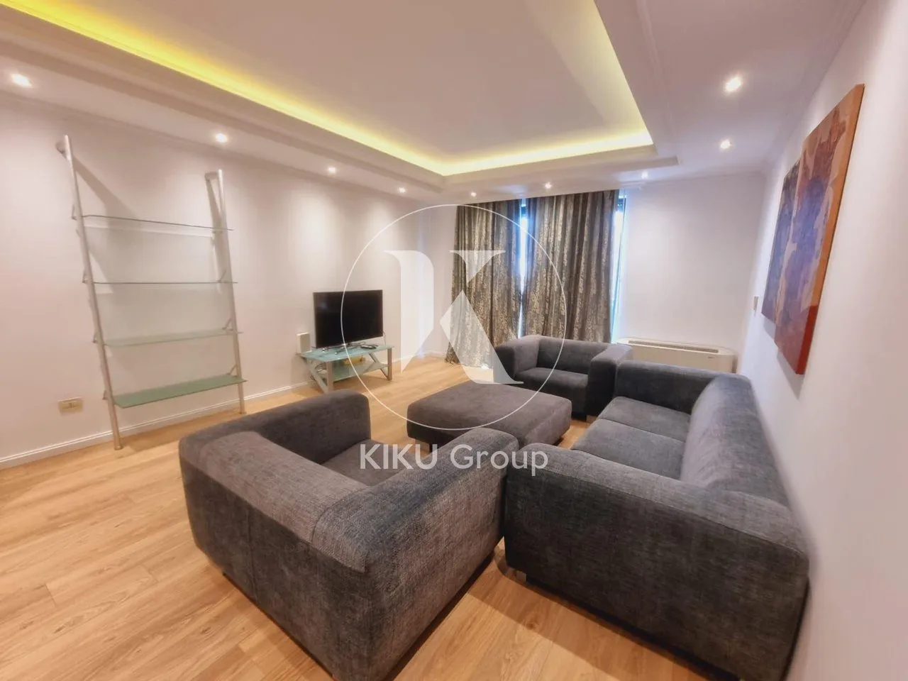 Apartament 2+1 me qera në Rruga e Elbasanit, Tiranë, 150 m². Foto 1 nga 8