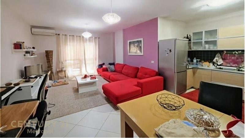 Apartament 2+1 me qera në Rruga Margarita Tutulani, Tiranë, 115 m²