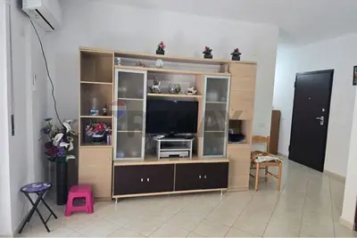 Apartament 2+1 me qera në Vlorë, 120 m². Foto 3 nga 9