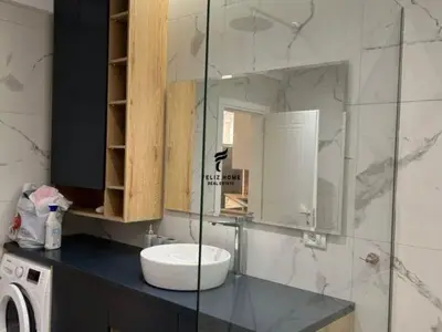 Apartment 1+1 for rent in Xhamia e Tabakeve, Tirana, 70 m². Photo 4 of 4