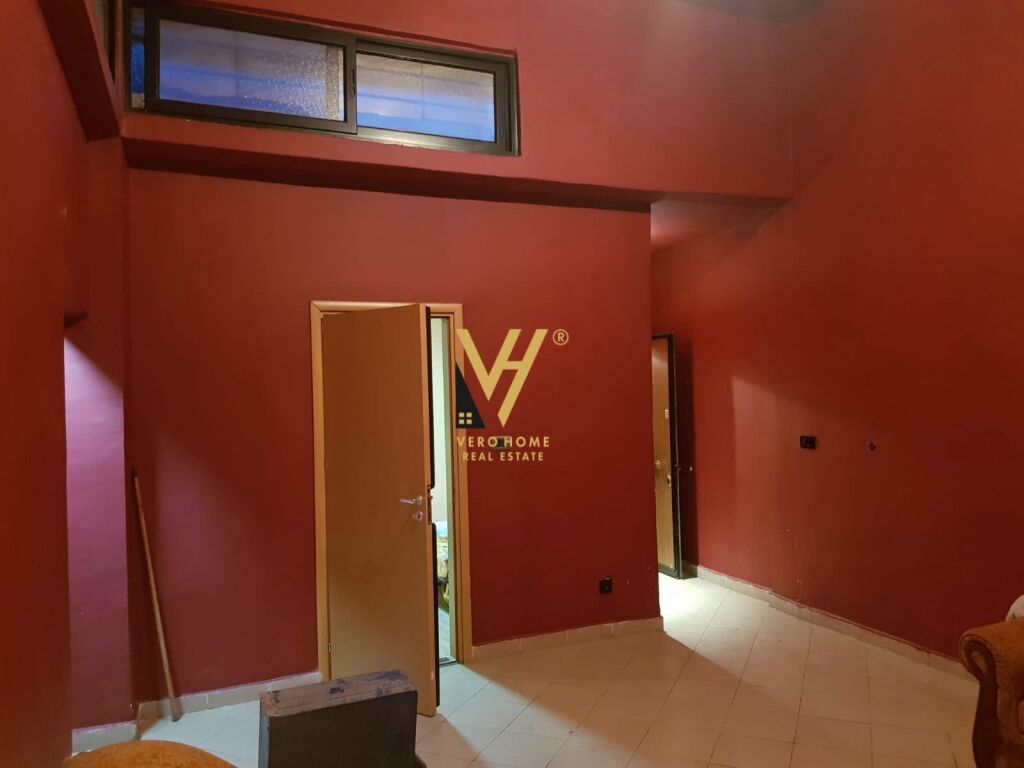 Dyqan në shitje në Kinostudio, Tiranë, 70 m². Foto 2 nga 3