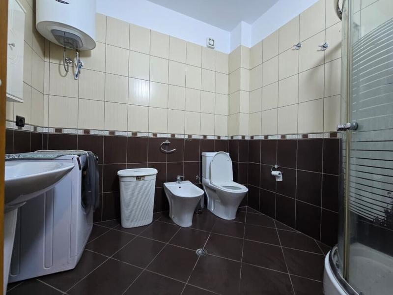 Apartament 2+1 me qera në Rruga Taulantia, Durrës, 90 m². Foto 10 nga 10