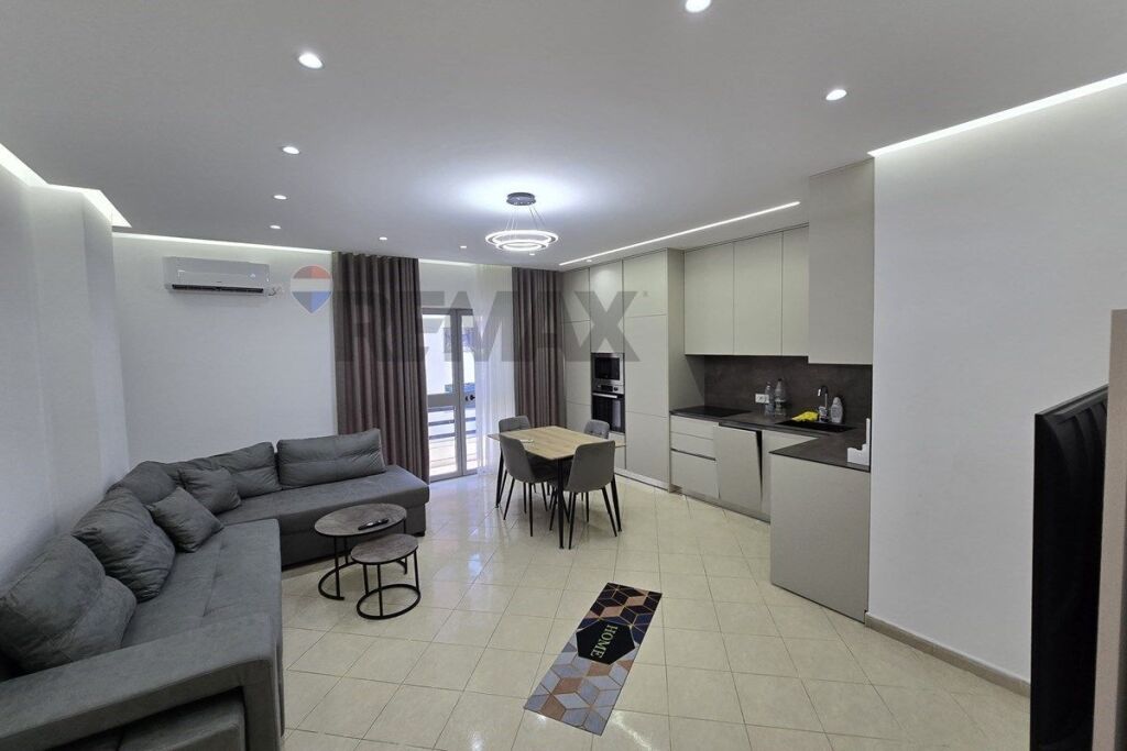 Apartment for rent in Astir, Tirana, 128 m²