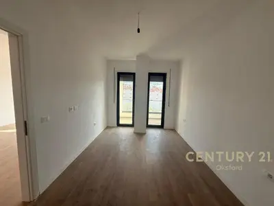 Zyrë me qera në Rruga Medar Shtylla, Tiranë, 60 m². Foto 2 nga 6