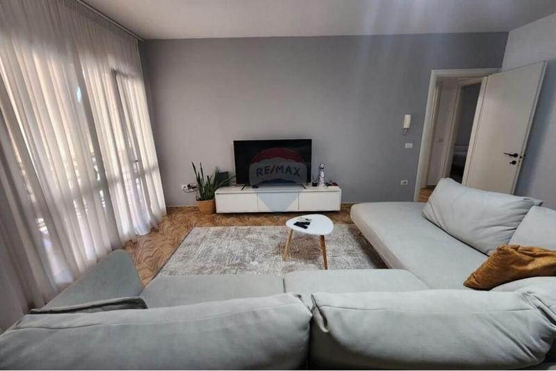 Apartment 2+1 for rent in Qatar Center ZOGU ZI, Tirana, 105 m²
