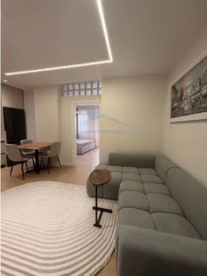 Apartament 1+1 në shitje në Rruga e Barrikadave, Tiranë, 53 m². Foto 3 nga 12