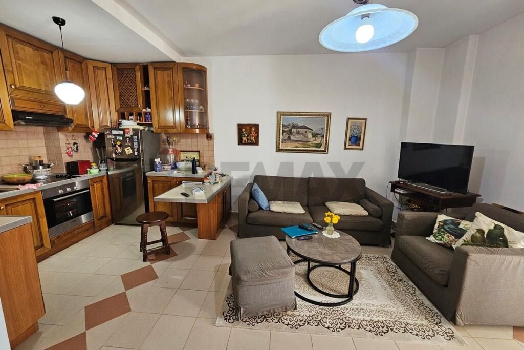 Apartament në shitje në Rruga Qemal Stafa, Tiranë, 91 m². Foto 1 nga 3