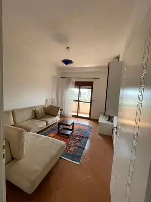 Apartament 1+1 në shitje në Tregu i Madh Industrial, Durrës, 57 m². Foto 2 nga 9