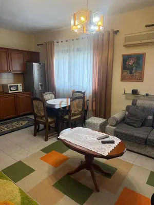 Apartament 2+1 me qera në Tufinë, Tiranë, 70 m². Foto 3 nga 9