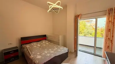 Apartament 2+1 në shitje në Liqeni i Thatë, Tiranë, 130 m². Foto 11 nga 12