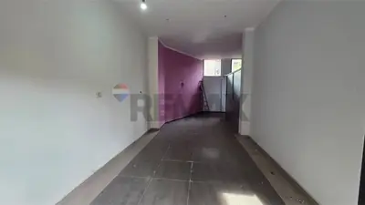 Ambient biznesi me qera në Parlamenti, Tiranë, 52 m². Foto 3 nga 5