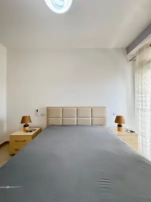Apartament 1+1 me qera në Tregu Industrial, Durrës, 70 m². Foto 2 nga 8