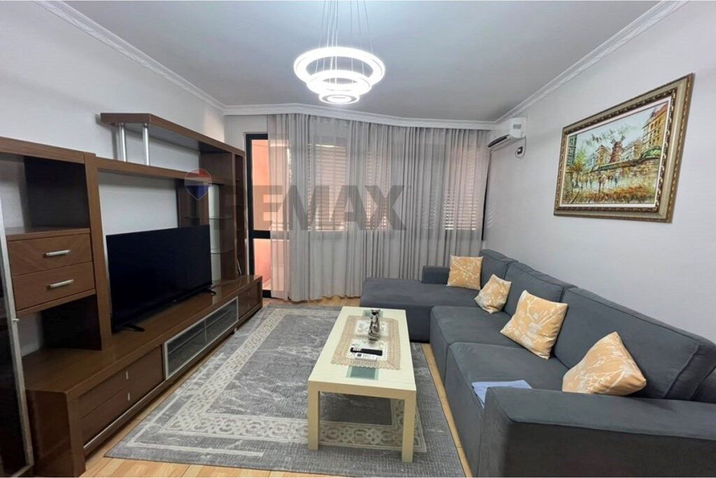 Apartment for rent in 21 Dhjetori, Tirana, 115 m²