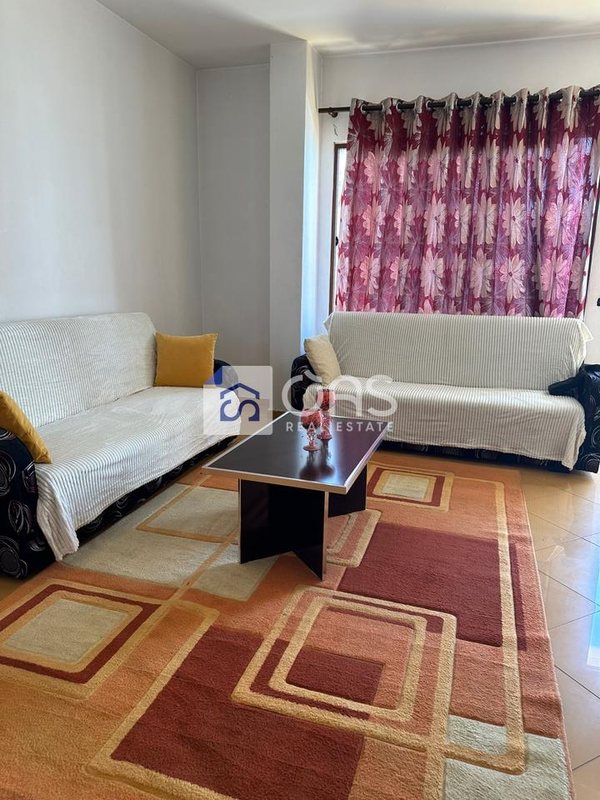 Apartament 1+1 me qera në 21 Dhjetori, Tiranë, 70 m²
