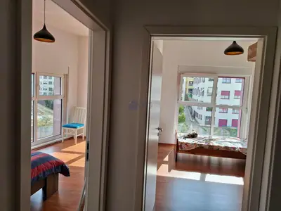 Apartament 2+1 me qera në Ali Demi, Tiranë, 85 m². Foto 7 nga 9