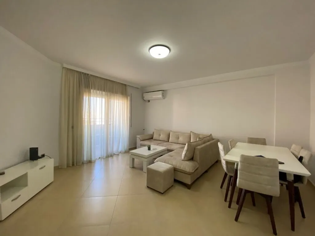Apartament 3+1 në shitje në Fresku, Tiranë, 130 m². Foto 1 nga 5
