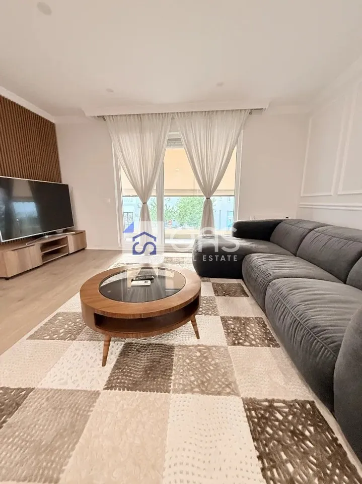 Apartament 2+1 me qera në 21 Dhjetori, Tiranë, 95 m². Foto 1 nga 6