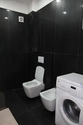 Appartamento 2+1 in affitto ad Ish Ekspozita, Tirana, 73 m². Foto 10 di 11