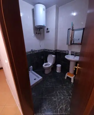 Apartament 2+1 me qera në Crem Caffe Ish Ekspozita, Tiranë, 125 m². Foto 5 nga 6