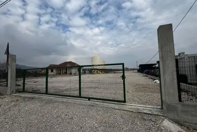 Terreno in affitto a Rinas, Tirana, 1.000 m². Foto 2 di 2