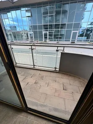 Commercial space for rent in Bulevardi Deshmoret e Kombit, Tirana, 28 m². Photo 11 of 12