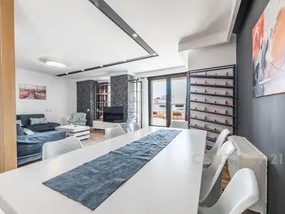 Apartament në shitje në Rruga Mujo Ulqinaku, Durrës, 350 m². Foto 6 nga 12