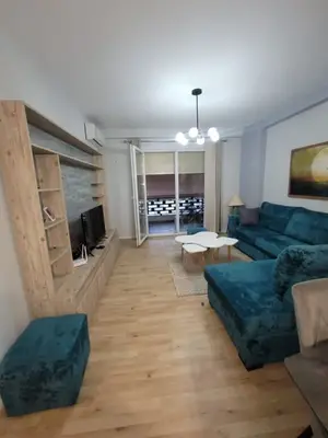 Apartament 2+1 me qera në Kompleksi Golden Park, Tiranë, 94 m². Foto 3 nga 7
