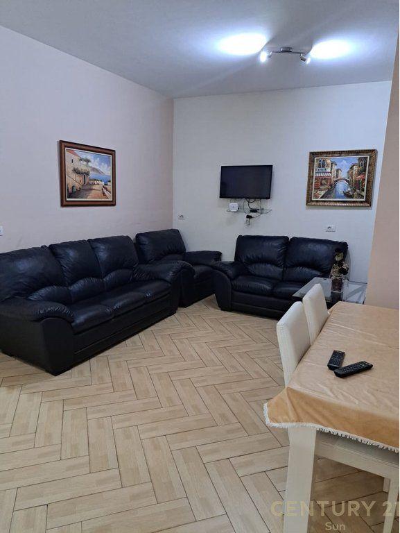 Appartamento 2+1 in affitto a Rruga e Kavajës, Tirana, 80 m²