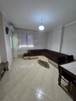 Apartament 2+1 me qera në Qendër, Durrës, 85 m². Foto 1 nga 6