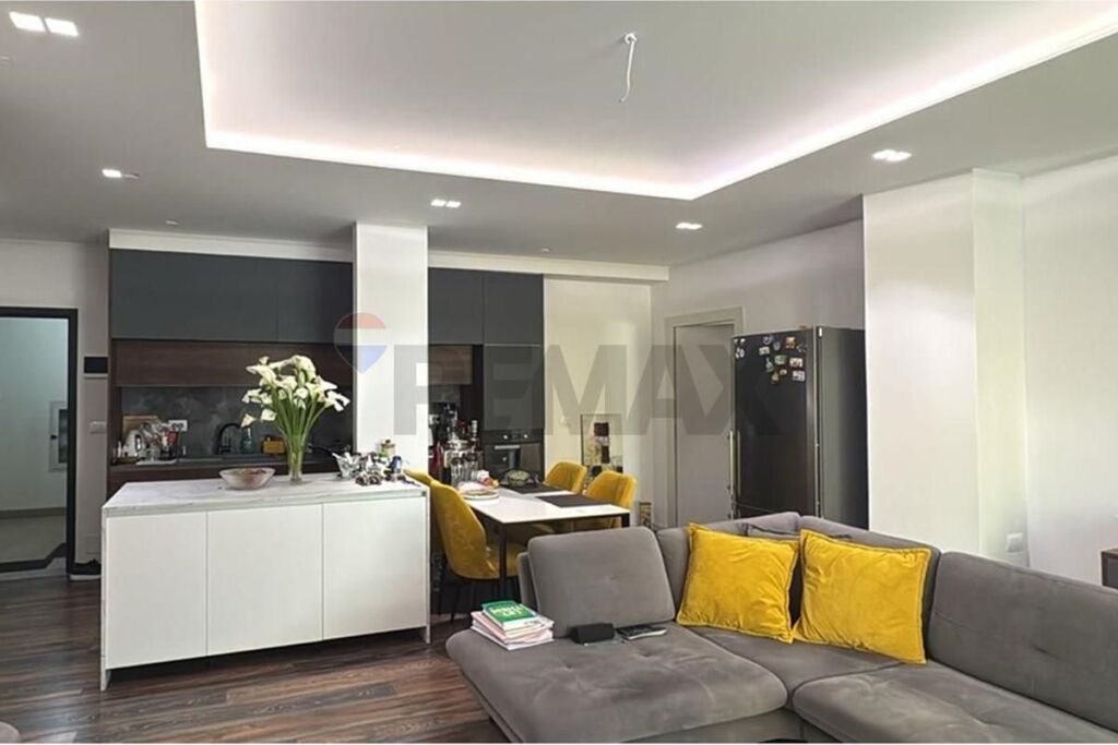 Appartamento in vendita a Siri kodra, Tirana, 126 m². Foto 1 di 3