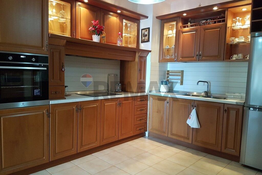 Apartment for sale in Vollga, Durrës, 146 m². Photo 2 of 3
