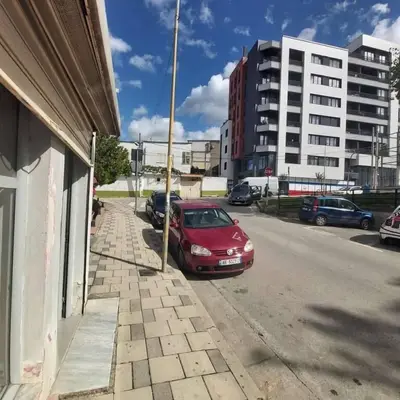 Ambient biznesi në shitje në Qyteti Studenti, Tiranë, 140 m². Foto 3 nga 6