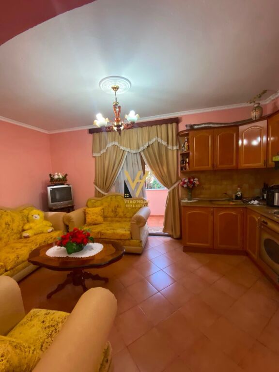 Apartament 3+1 në shitje në Misto Mame, Tiranë, 135 m². Foto 2 nga 3